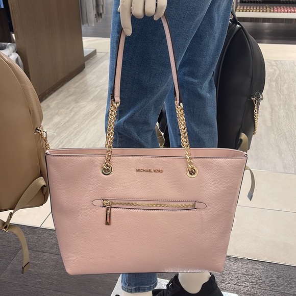 MICHAEL KORS
Jet Set Medium Front Zip Pebbled Leather Chain Tote 
Powder Blush - Picture 7 of 16